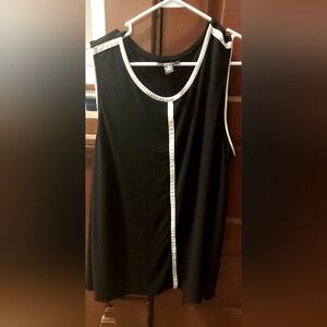 Black with White Alfani Dress tanl